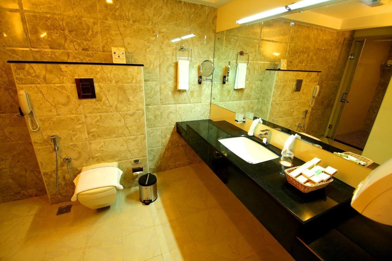 Hotel Hillway Park 科兰 外观 照片