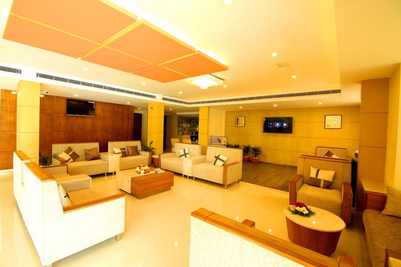Hotel Hillway Park 科兰 外观 照片